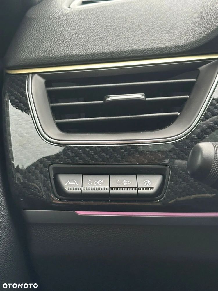 Renault Arkana E-TECH 145 R.S.LINE - 17