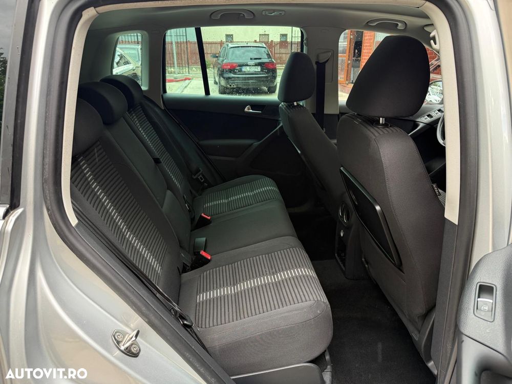Volkswagen Tiguan - 9