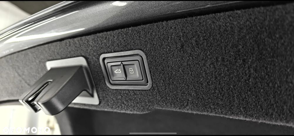 Audi S8 TFSI mHEV Quattro Tiptr - 26