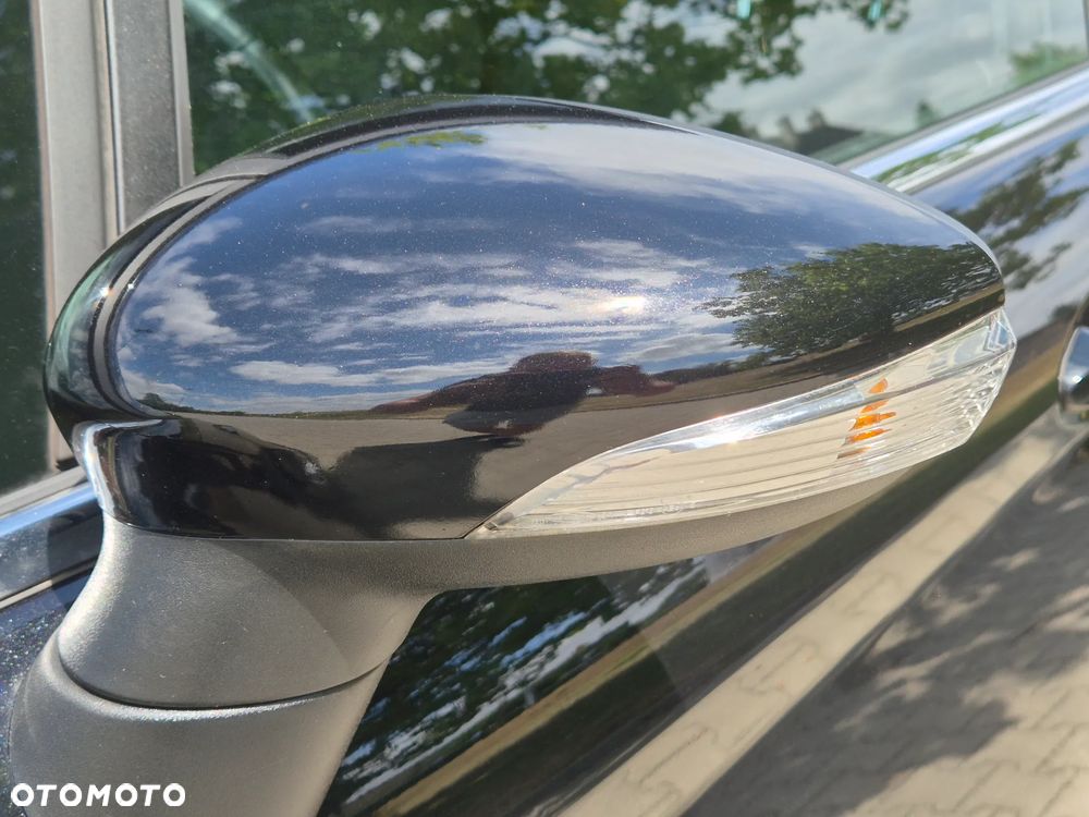 Ford Fiesta 1.0 EcoBoost Titanium - 29