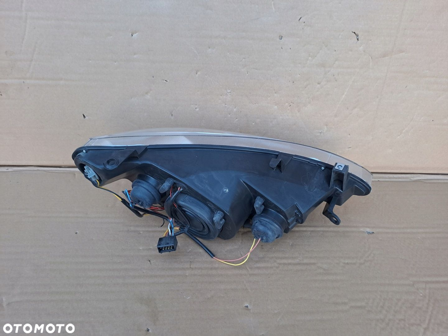 PEUGEOT 307 01-05 LEWA LAMPA CHROM RINGI TUNING - 3