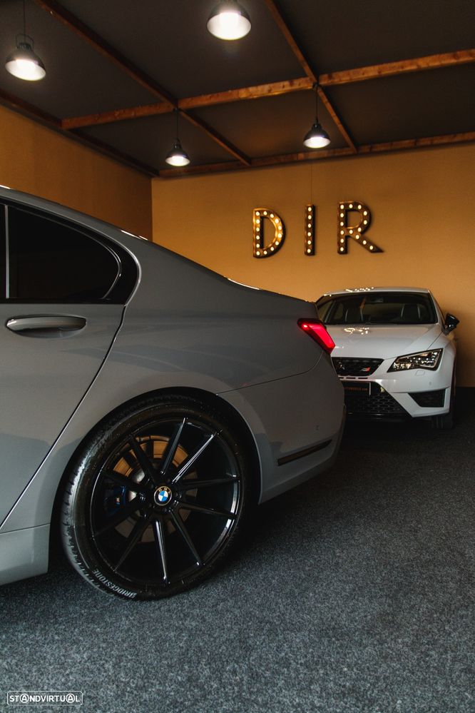 BMW 740 d xDrive Pack M Auto - 24