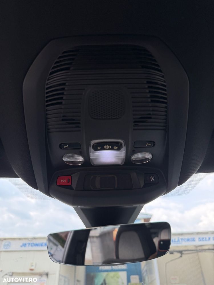 Peugeot 3008 PHEV 300 EAT8 4X4 GT - 11