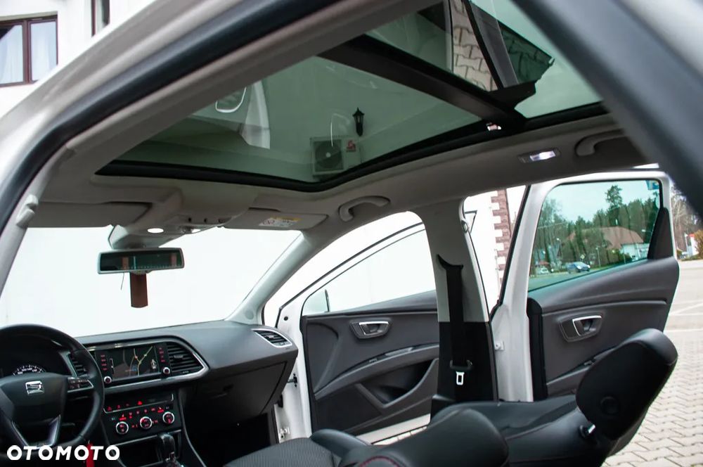 Seat Leon 2.0 TDI DPF Start&Stop DSG FR - 24