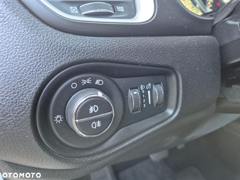 Jeep Renegade 1.6 MultiJet DSG Longitude - 18