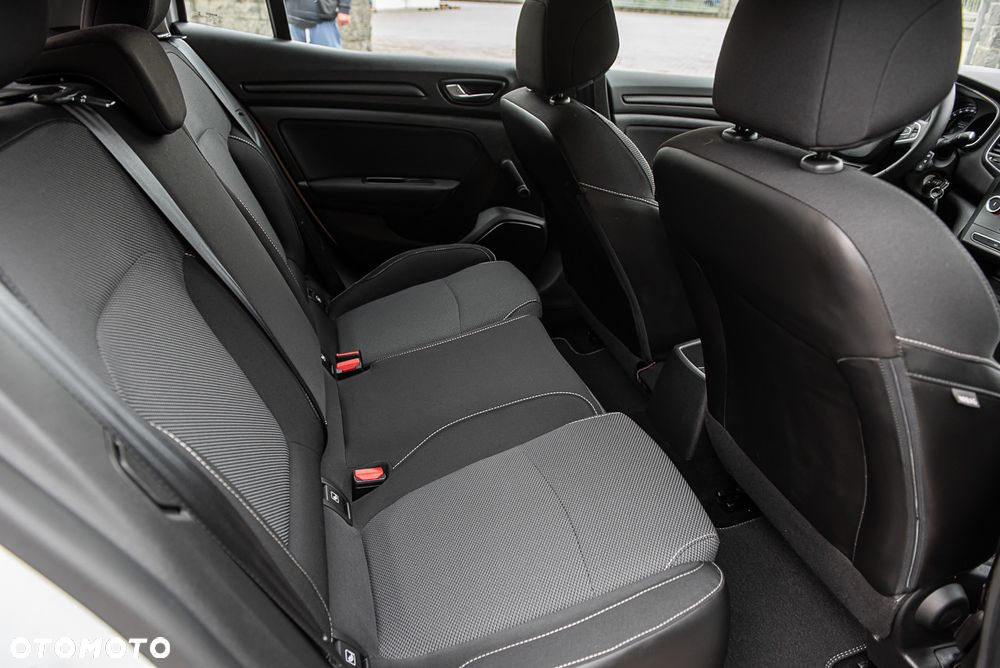 Renault Megane 1.2 Energy TCe Life - 25