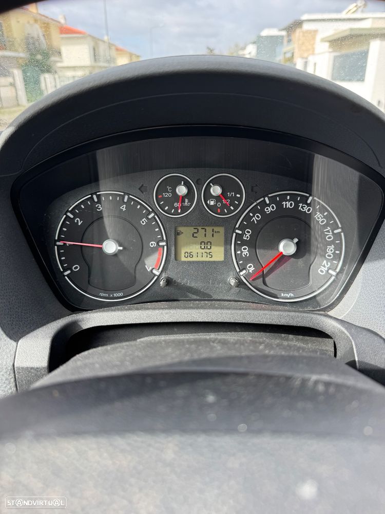 Ford Fiesta 1.25 Zetec - 8