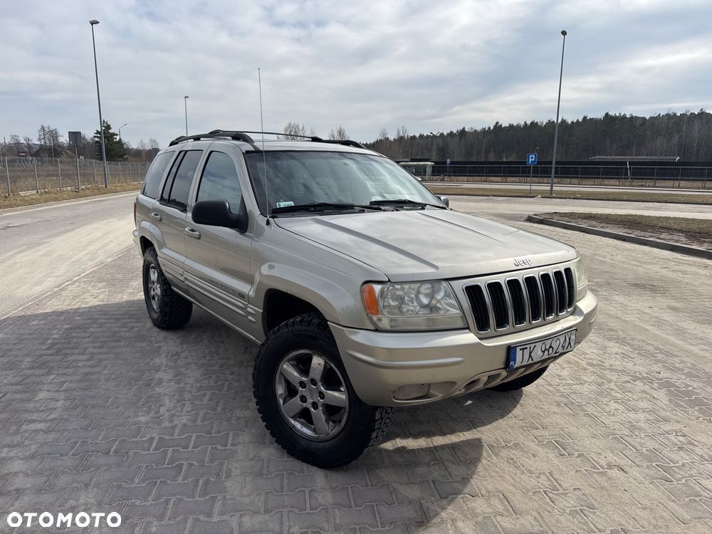 Jeep Grand Cherokee - 1