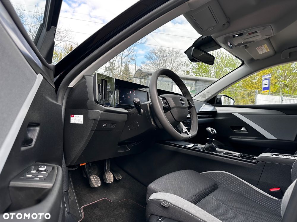 Opel Astra 1.2 Turbo Elegance - 20