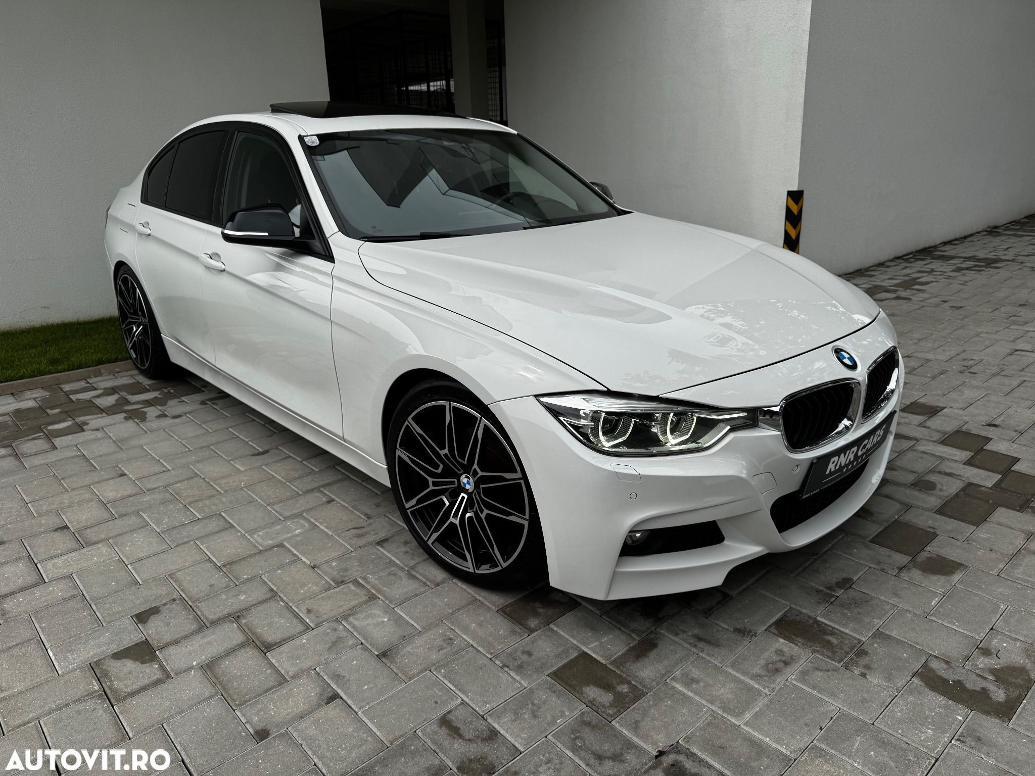 BMW Seria 3 - 1