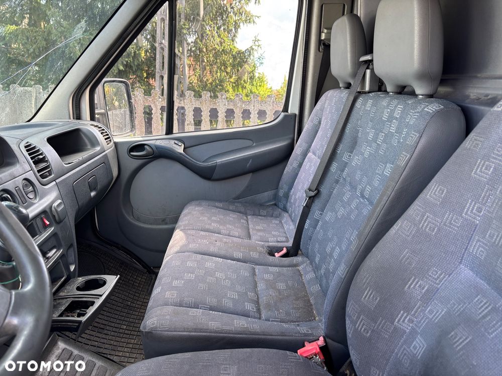 Mercedes-Benz sprinter - 31