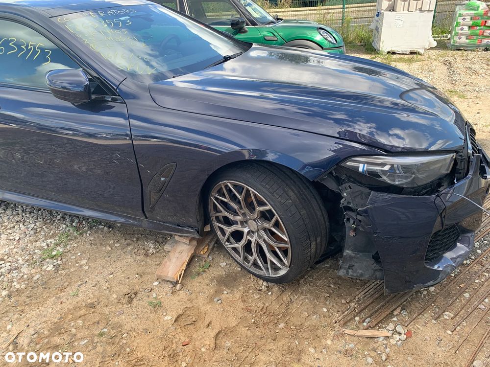 BMW Seria 8 - 12