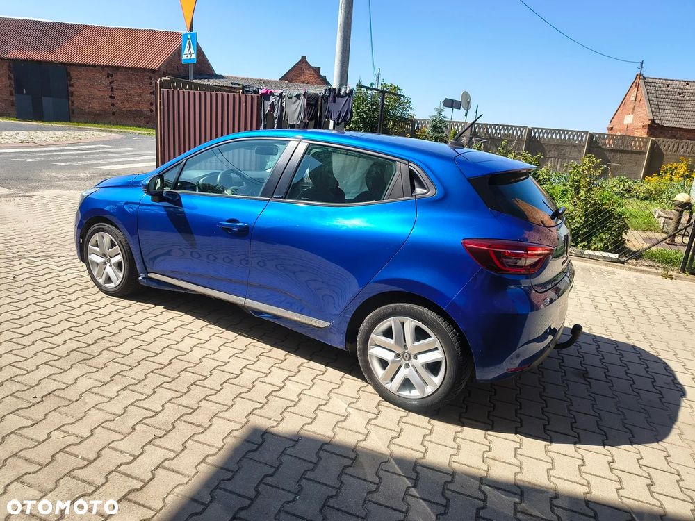 Renault Clio - 10