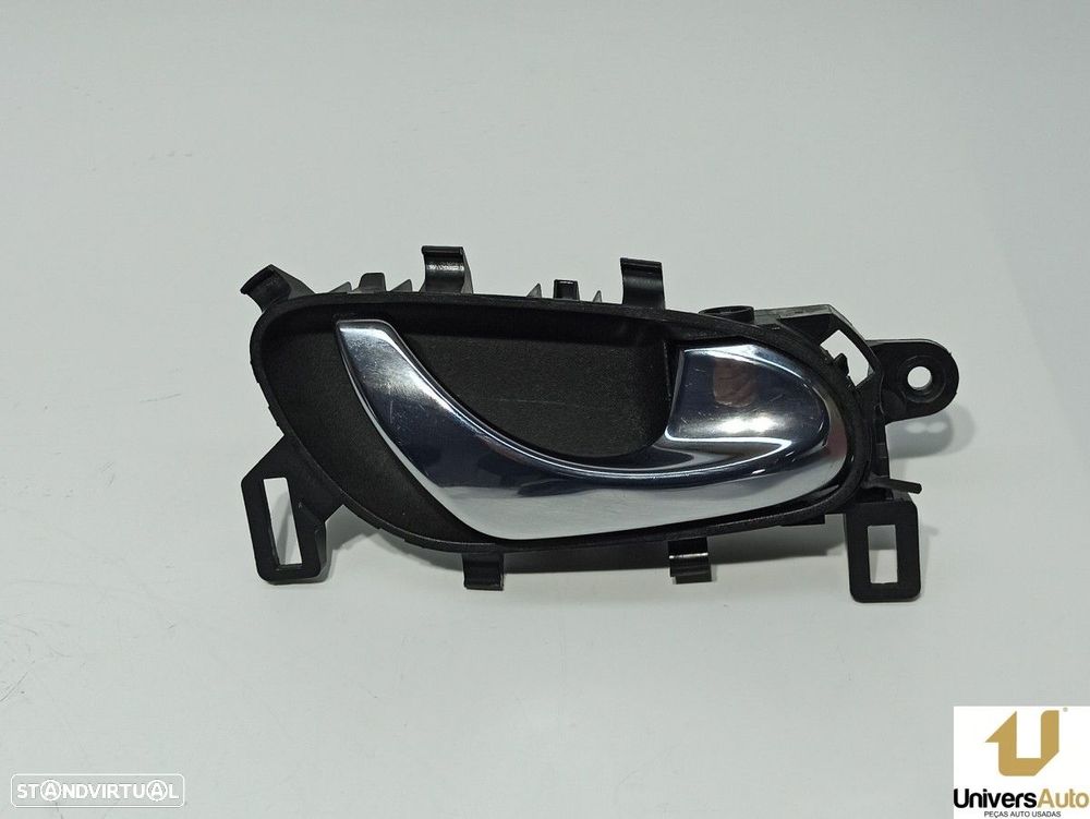 PUNHO TRASEIRO DIREITO NISSAN QASHQAI (J11) 360