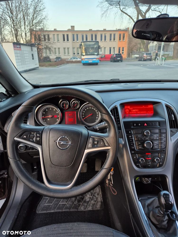 Opel Astra - 12