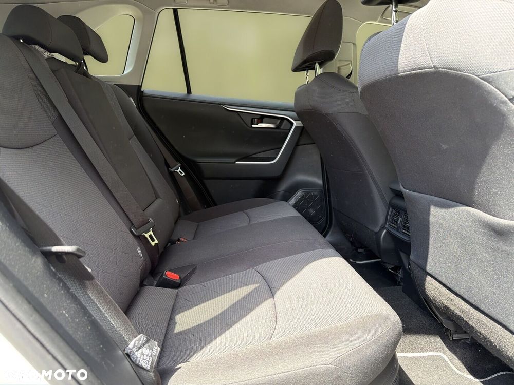 Toyota RAV4 - 14