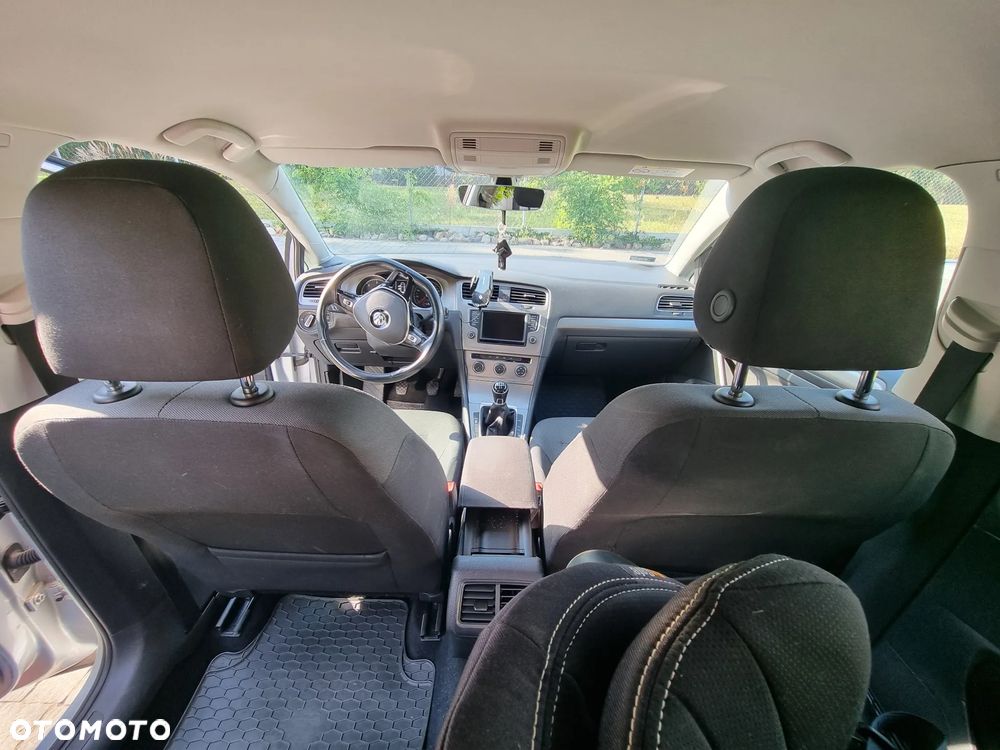 Volkswagen Golf 1.6 TDI BlueMotion Trendline - 13