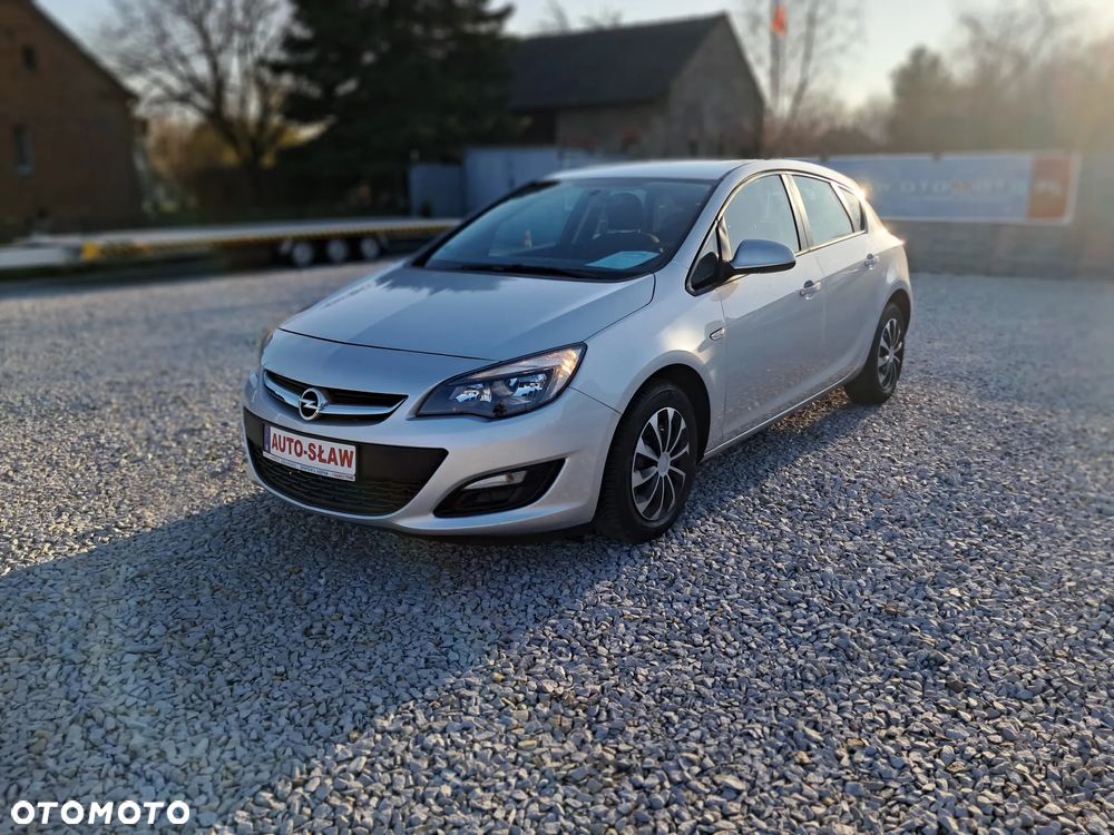Opel Astra 1.6 Color Edition
