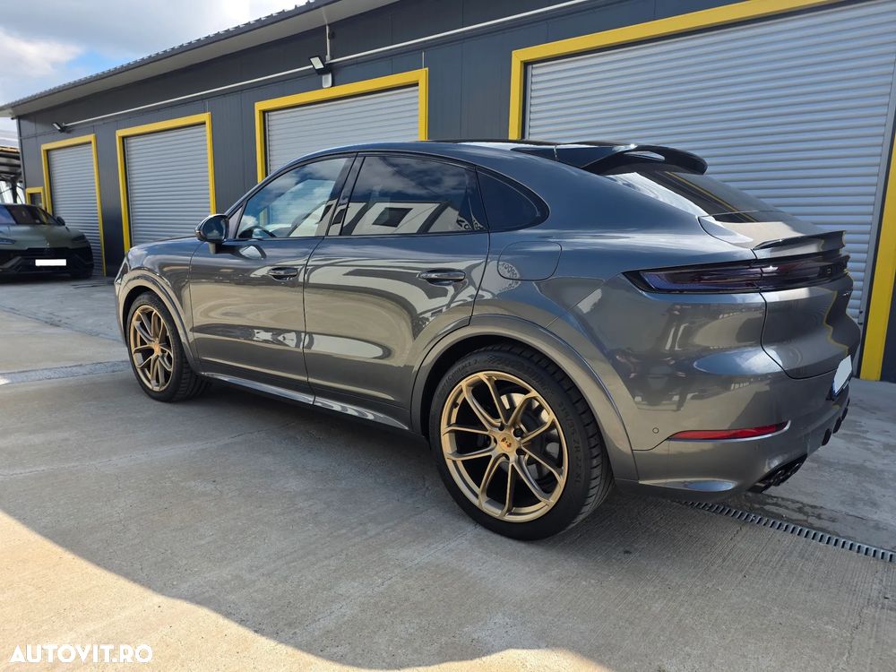 Porsche Cayenne Coupe S E-Hybrid Tiptronic S - 2