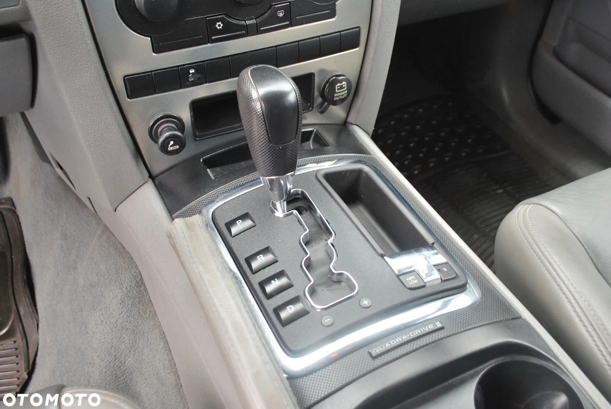 Jeep Grand Cherokee - 20