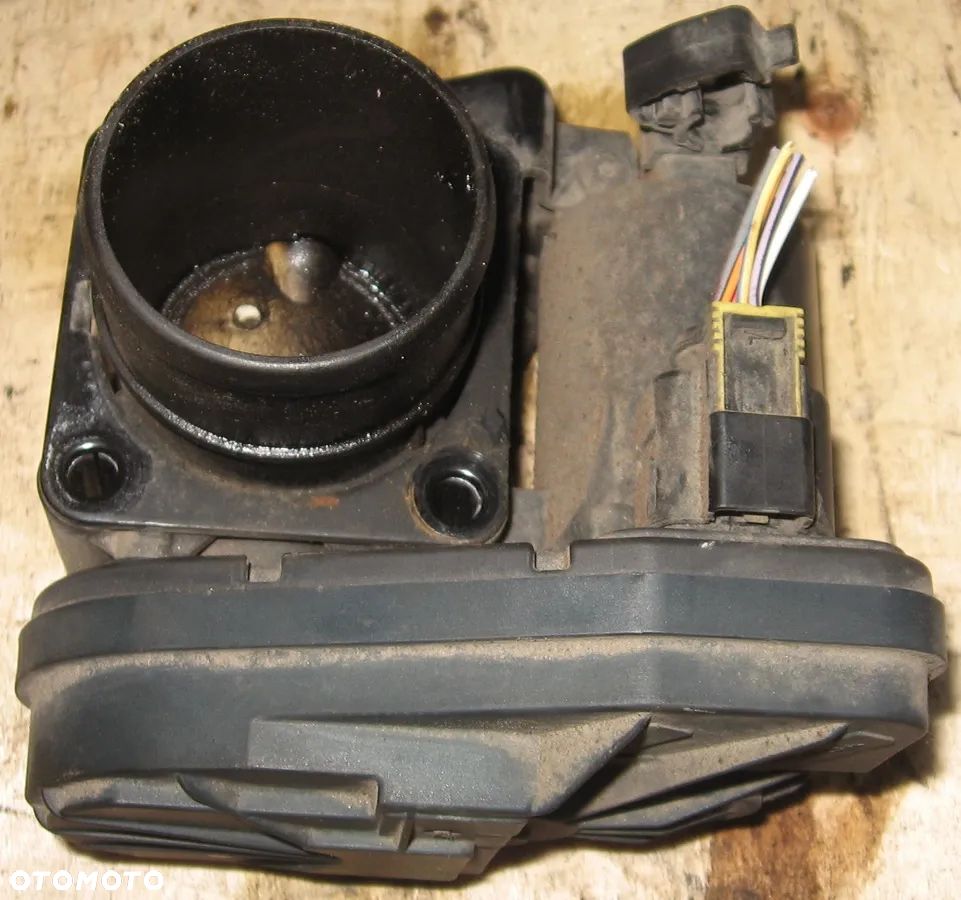 przepustnica GRANDE PUNTO PANDA 500 FIAT 55192296 0280750229 - 1