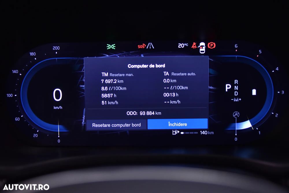 Volvo XC 60 B4 MHEV AT8 FWD Momentum - 10