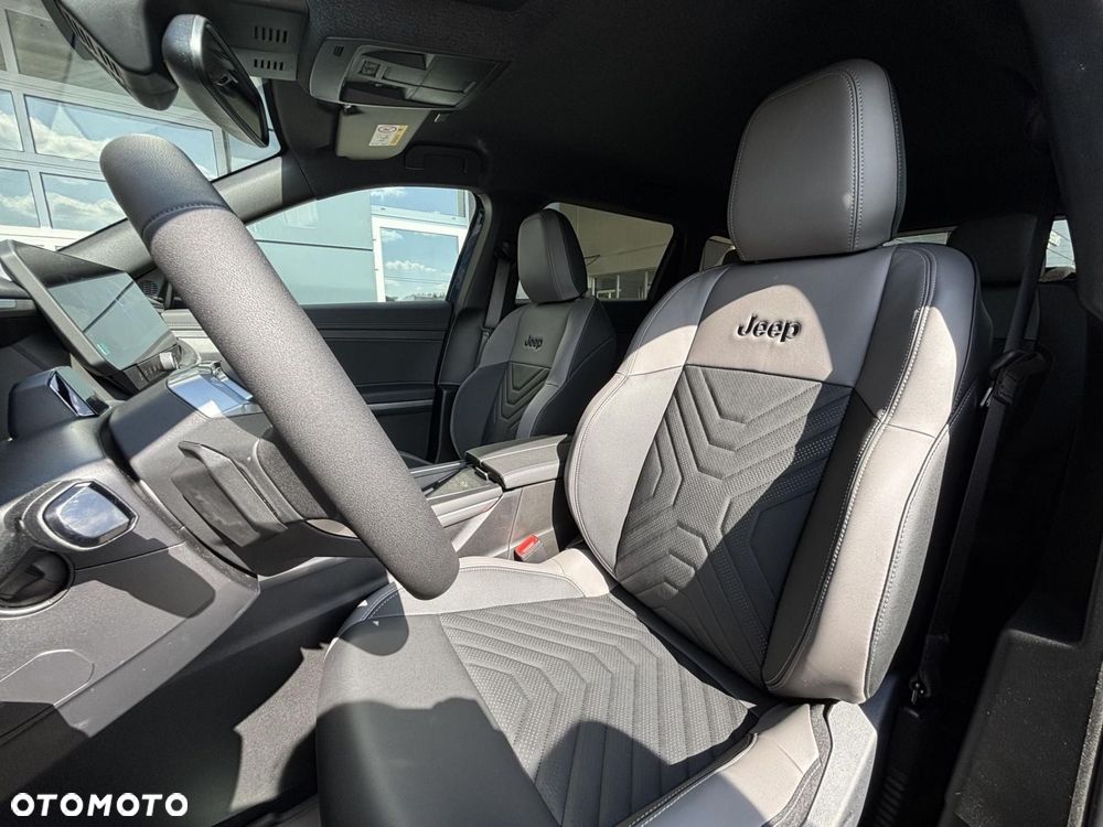 Jeep Compass - 9