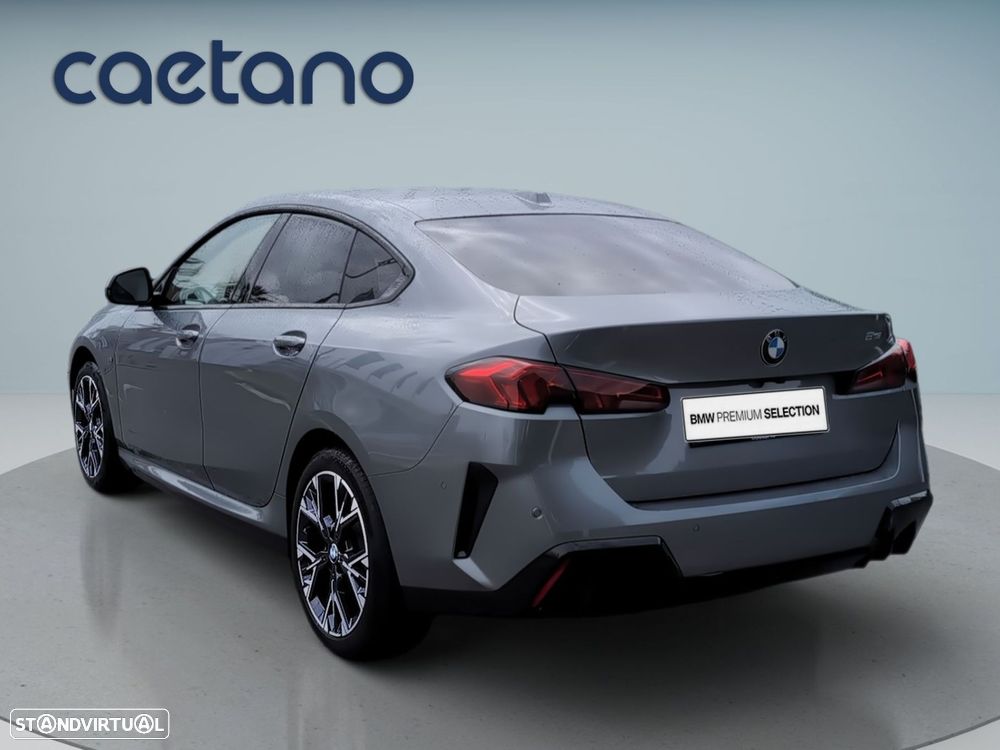 BMW 216 Pack Desportivo M — fotografia 6