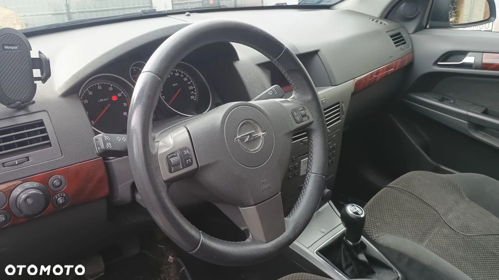 Opel Astra - 12