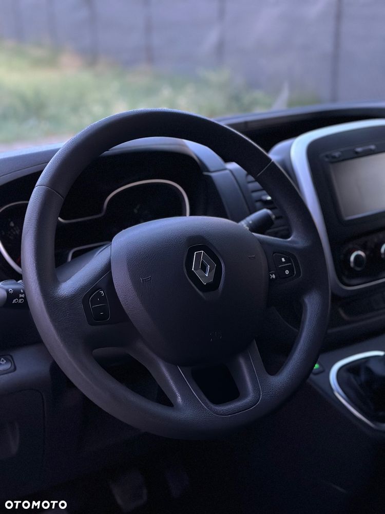 Renault Trafic - 14