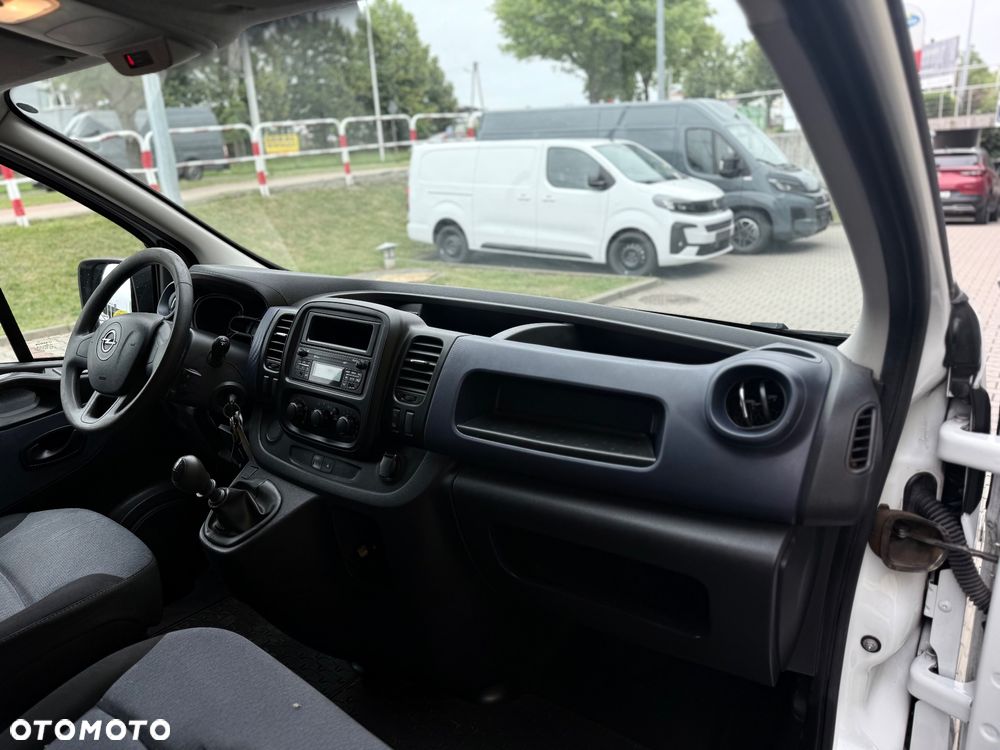 Opel VIVARO - 18