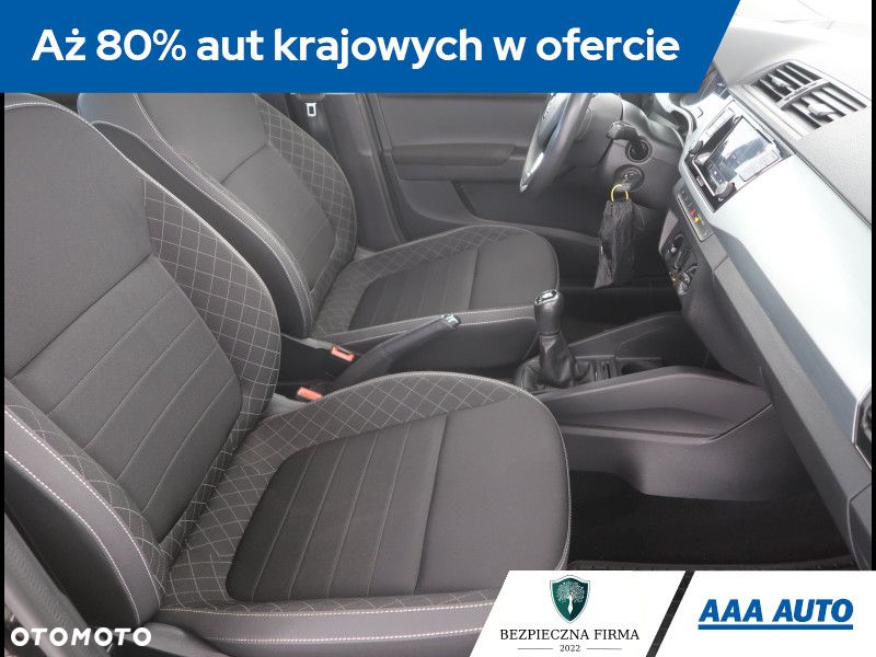 Skoda Fabia - 10