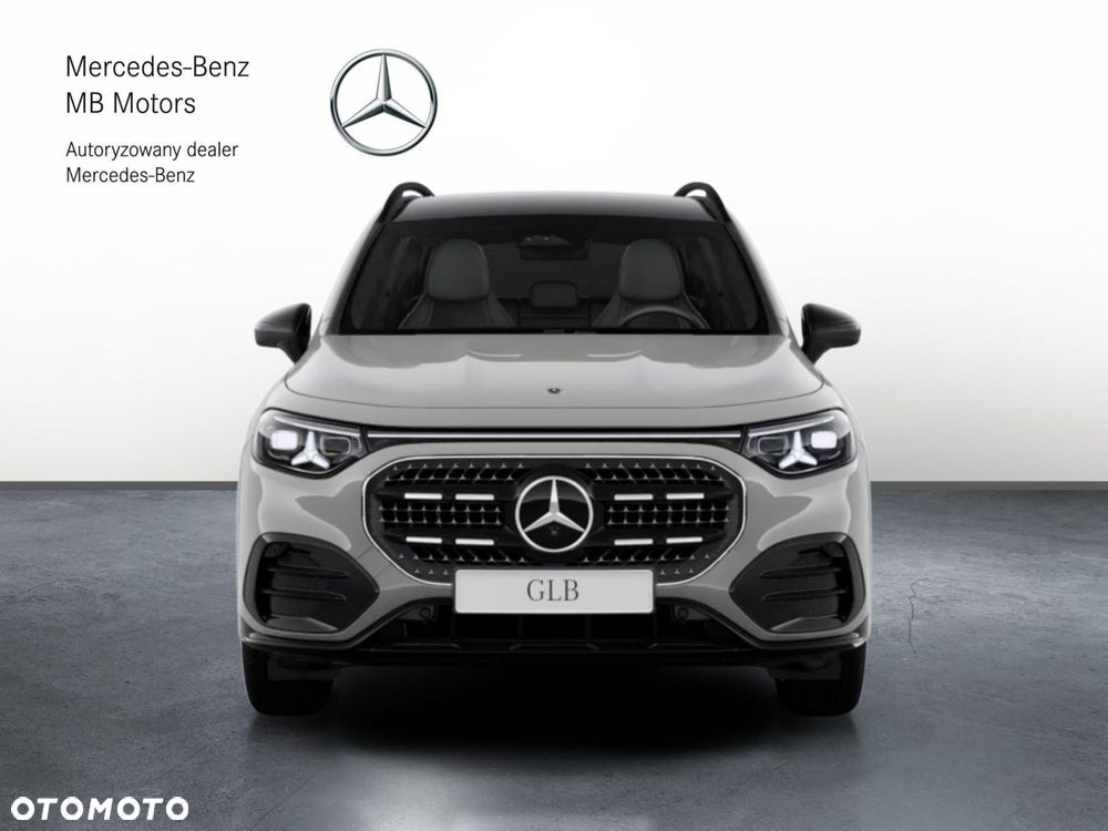 Mercedes-Benz GLB - 8
