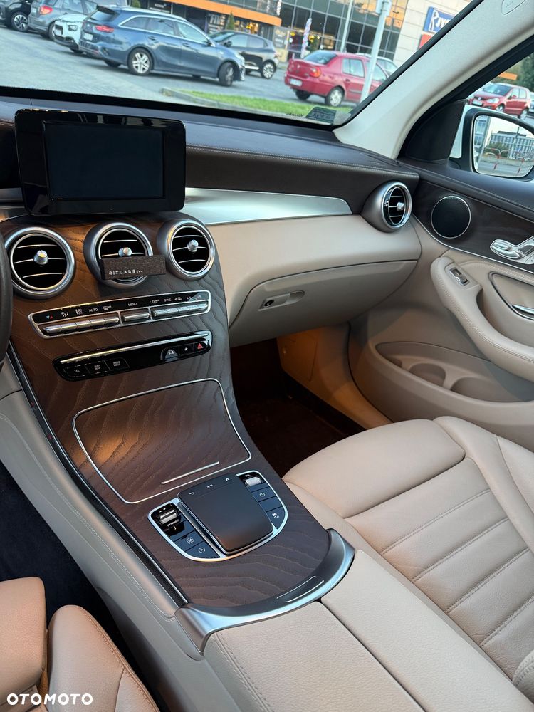 Mercedes-Benz GLC - 6