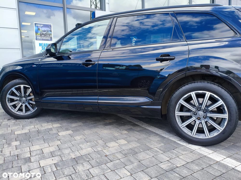Audi Q7 - 40