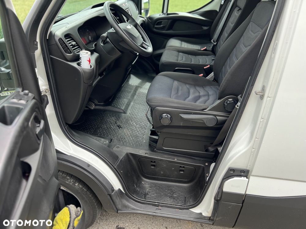 Iveco Daily - 12