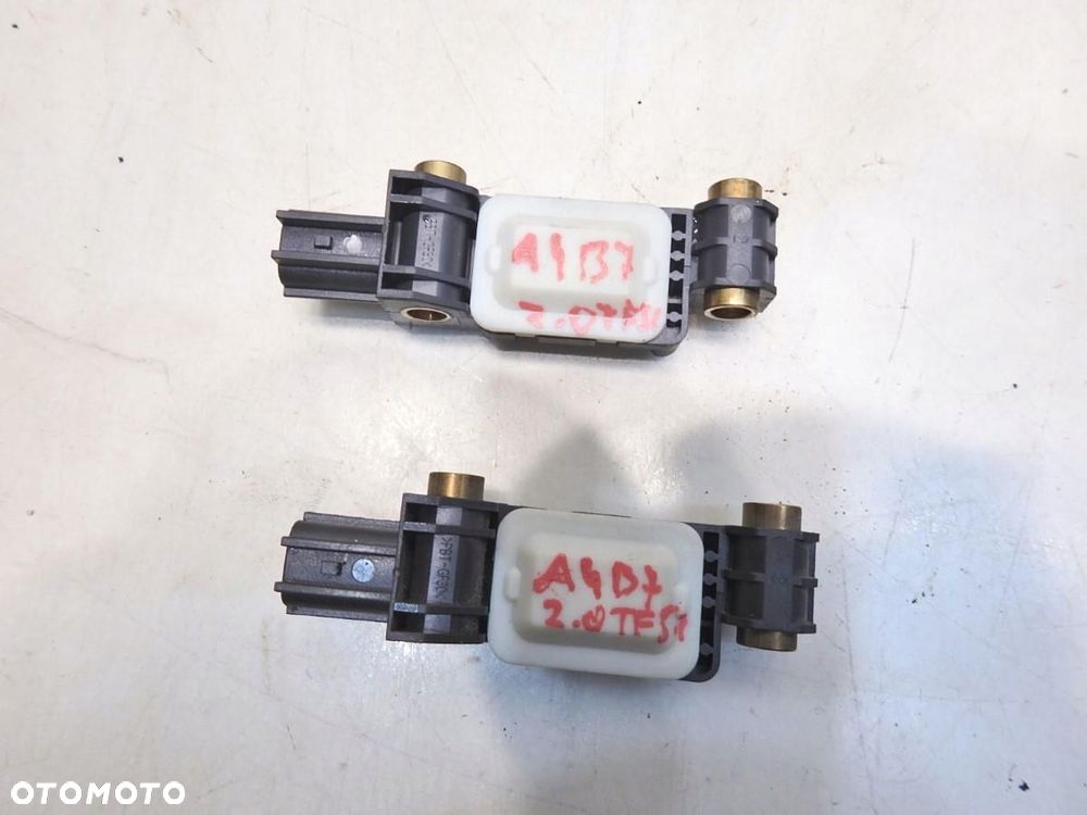 SENSOR UDERZENIOWY AUDI A4 B7 8E0959643B - 3