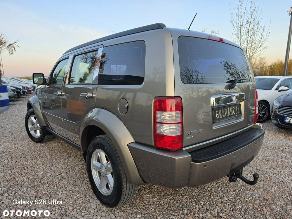 Dodge Nitro - 8