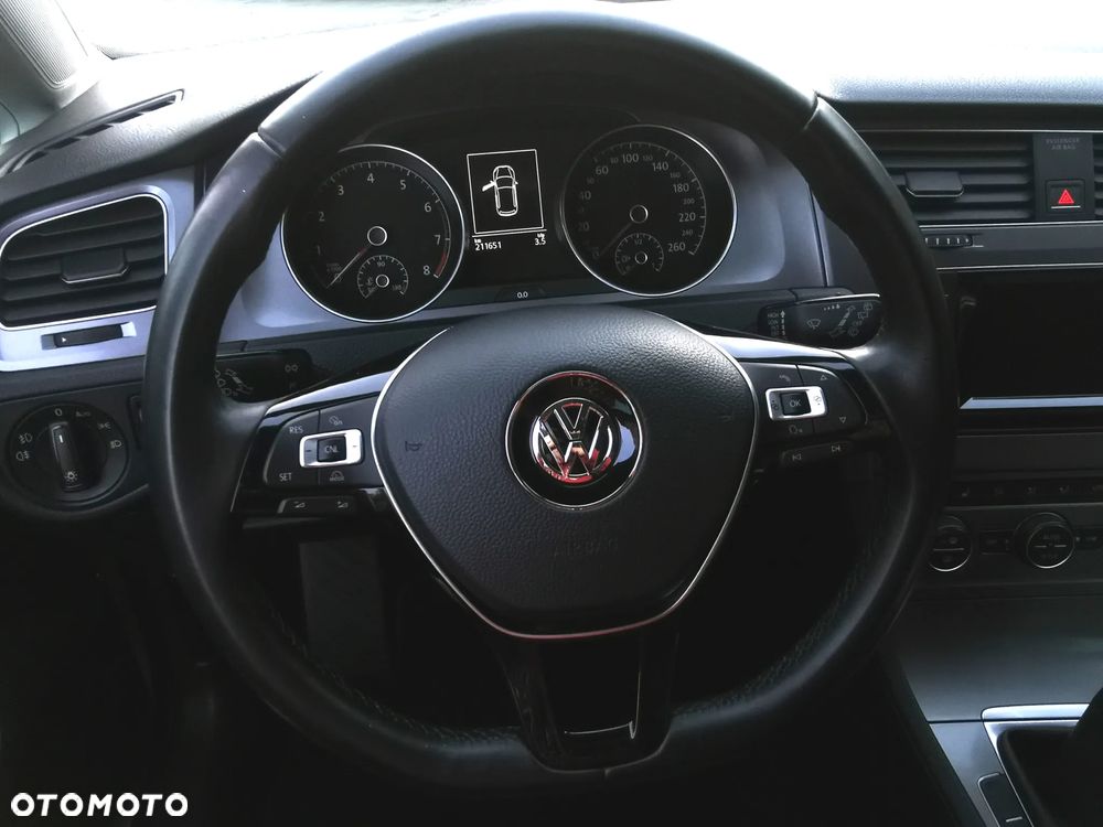 Volkswagen Golf 1.2 TSI BlueMotion Technology Comfortline - 33