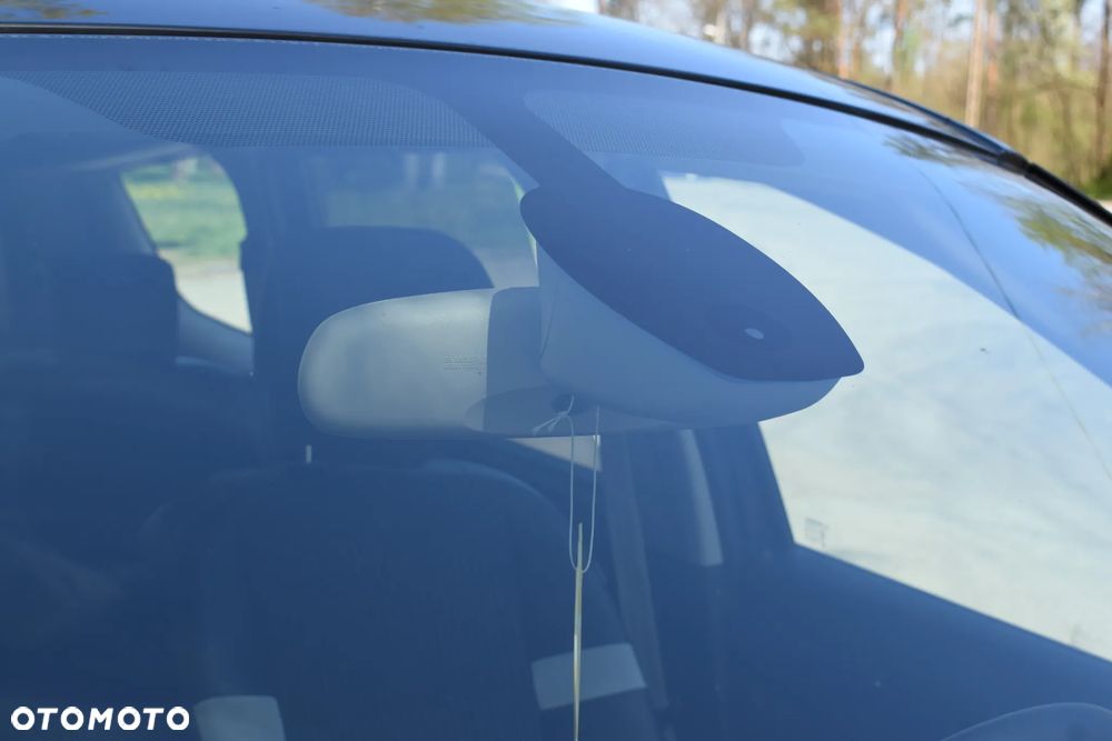 Renault Grand Scenic 2.0 16V 140 CVT Bose Edition - 14