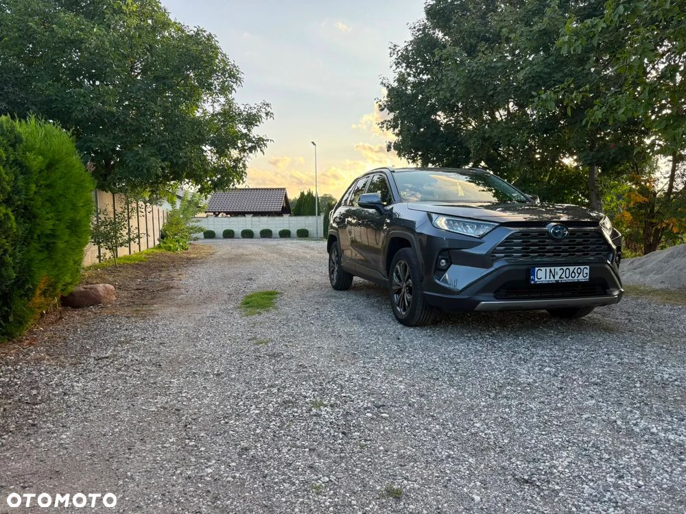 Toyota RAV4 - 6