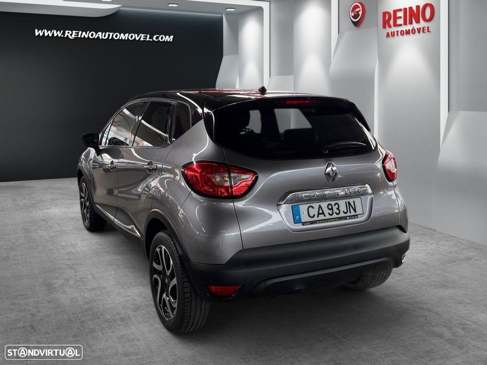 Renault Captur 0.9 TCE Exclusive - 4