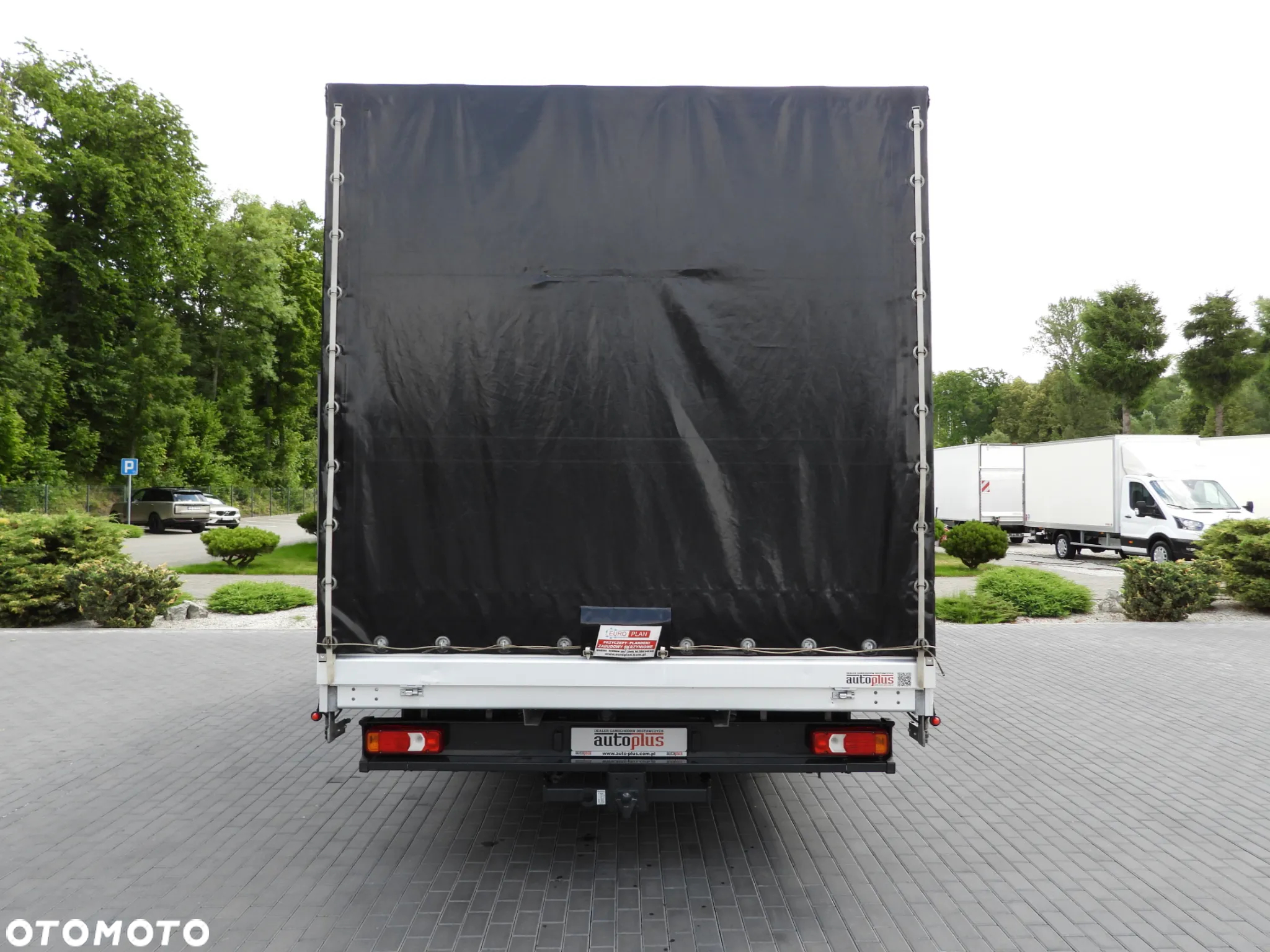Iveco DAILY 35S21 PLANDEKA 10 PALET WEBASTO TEMPOMAT NAWIGACJA LEDY PNEUMATYKA AUTOMAT HI-MATIC KLIMATYZACJA 210KM [ 484924 ] - 13