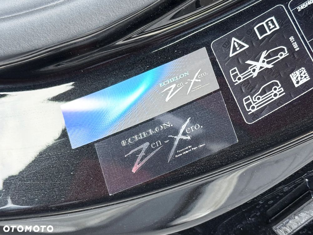 BMW Seria 8 - 18