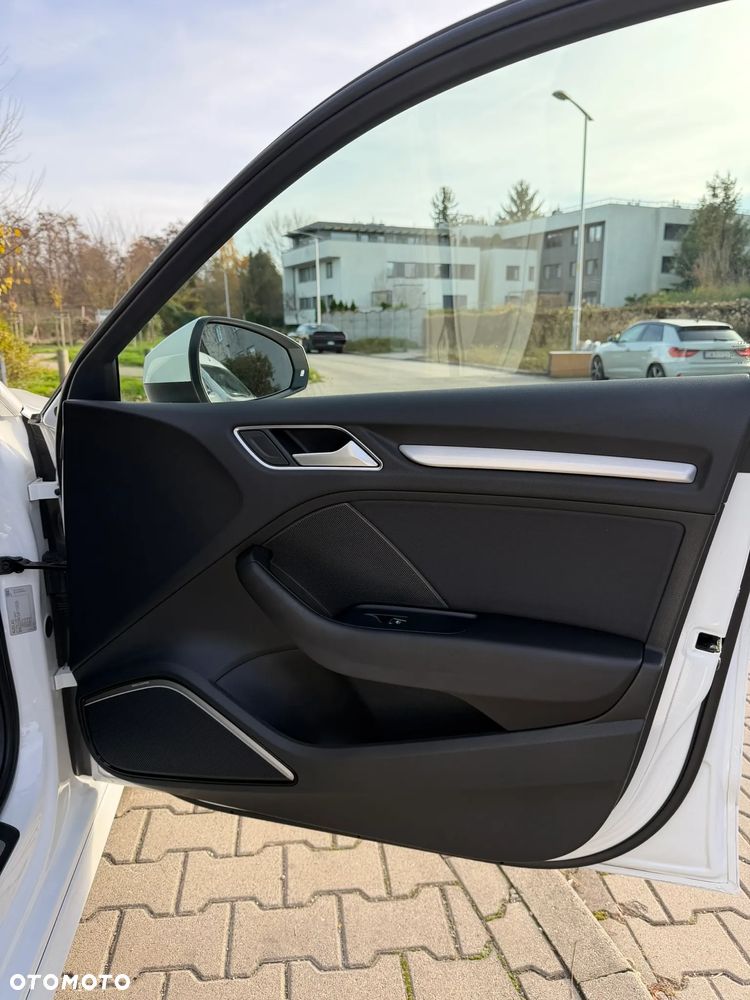 Audi A3 Sportback 1.5 TFSI Sport S tronic - 17