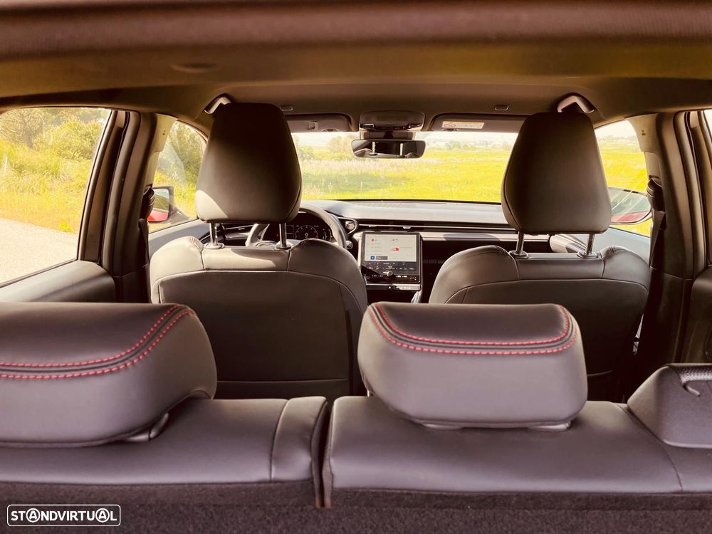 Lexus LBX Elegant - 16