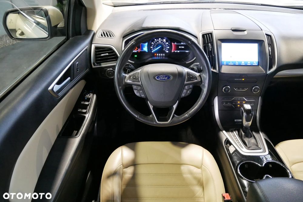 Ford Edge - 16