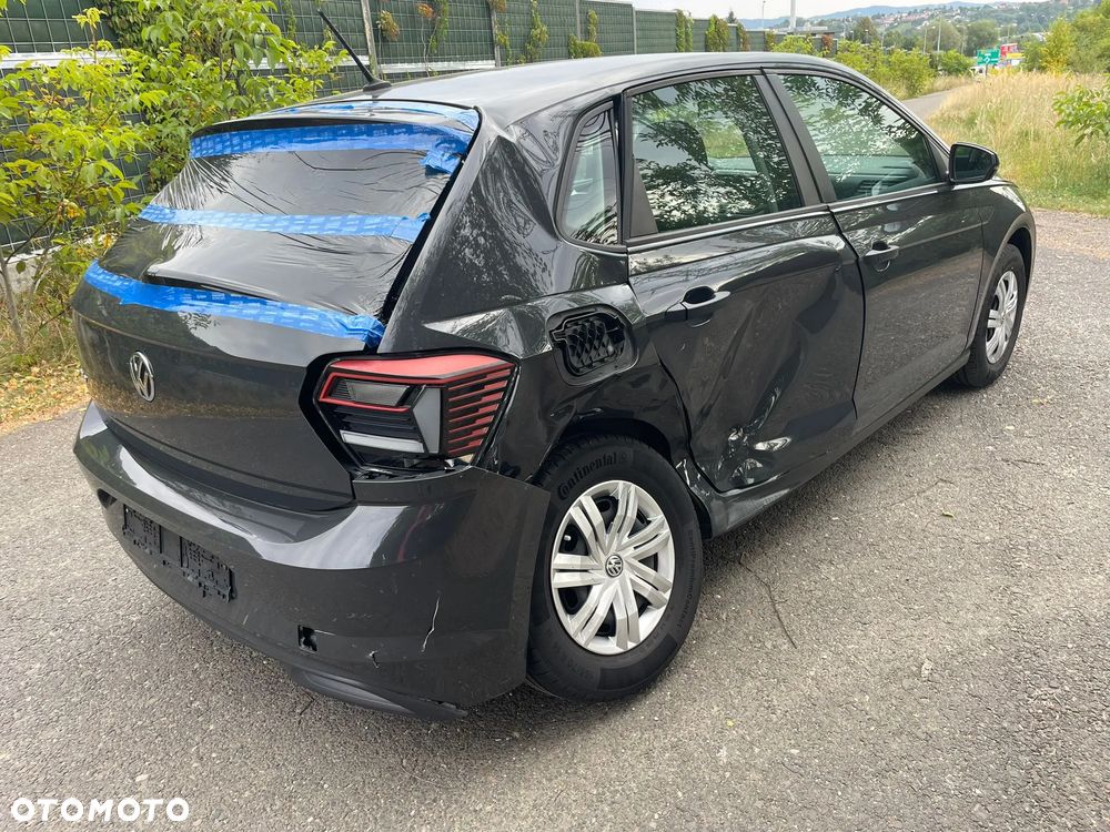 Volkswagen Polo 1.0 Comfortline - 4