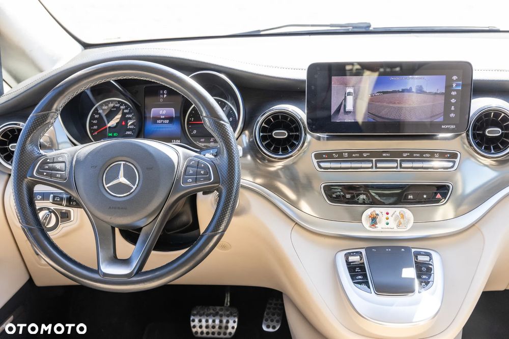 Mercedes-Benz Klasa V 300 d 4-Matic Exclusive 9G-Tronic (d³ugi) - 20