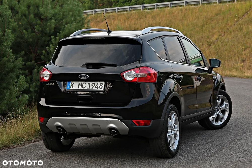 Ford Kuga 2.0 TDCi 2x4 Titanium - 11